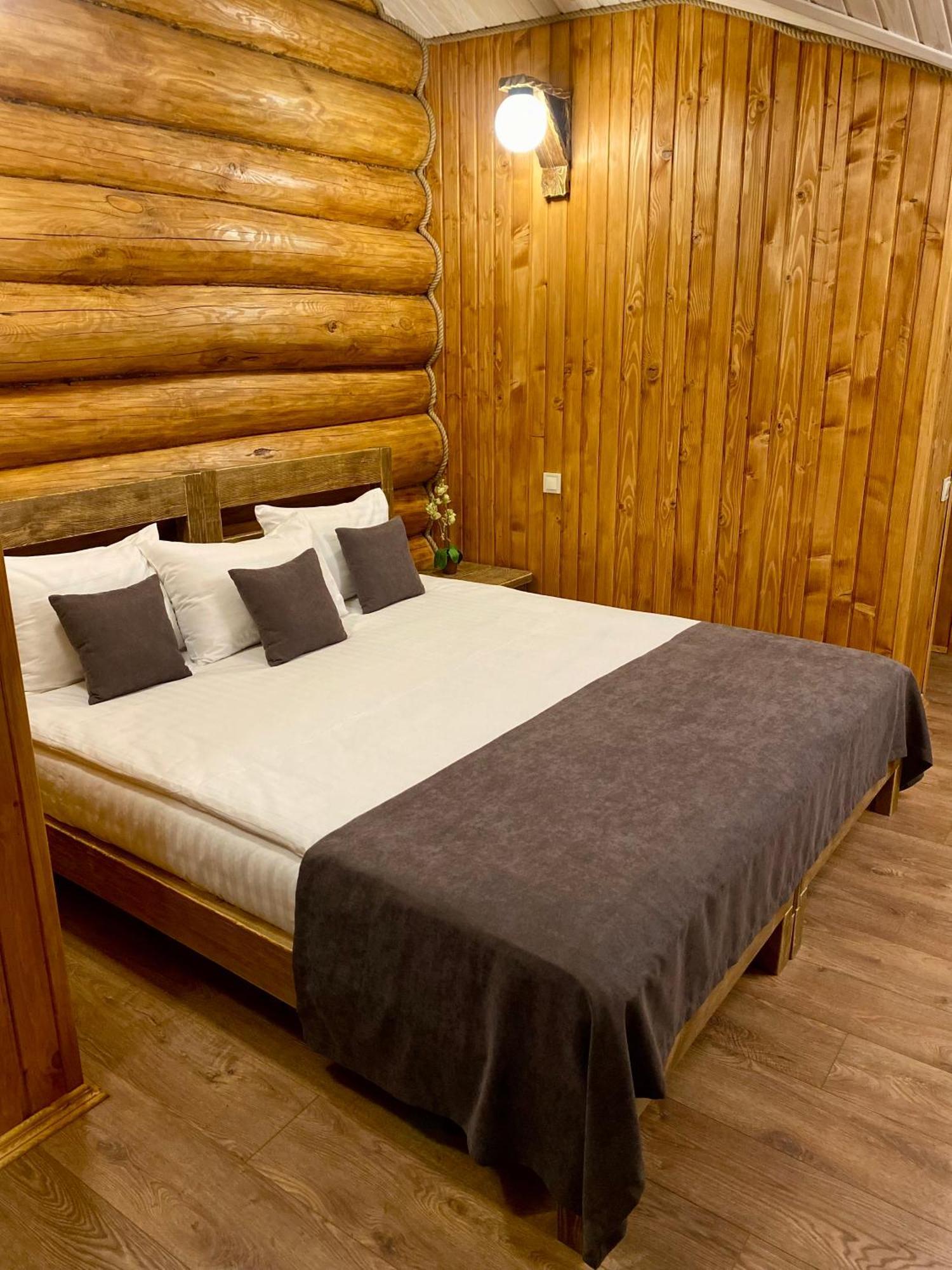 Resort Stariy Prud Pylypovychi Ngoại thất bức ảnh